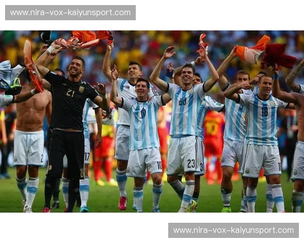 桑巴舞步碰撞阿兹特克雄鹰：世界杯历史上最灼热的拉美德比